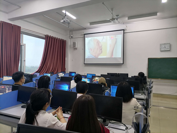 1632540155113985.png 商英 师德理论学习活动2.png